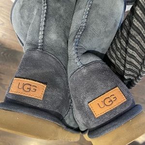 Gently used blue UGG boots!